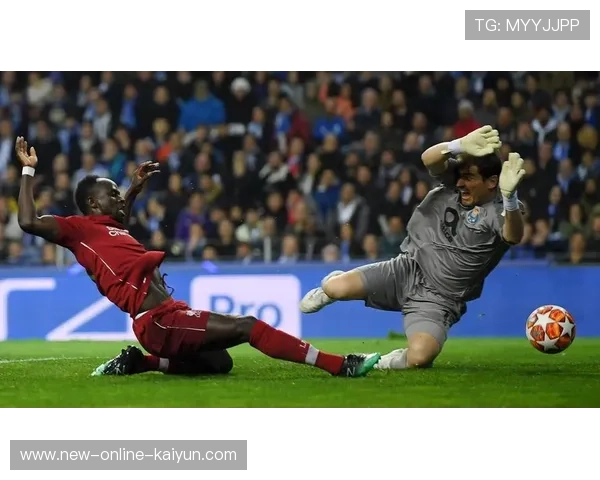 波尔图华金突袭禁区推射得手,比赛风向彻底逆转 波尔图华金突袭禁区推射得手,比赛风向彻底逆转